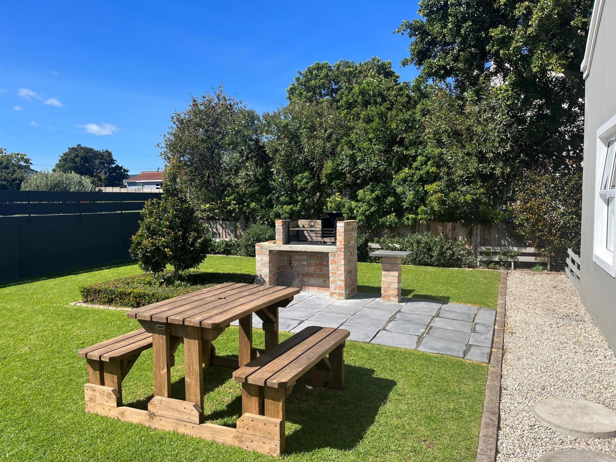 Serenity Self-Catering 2-Bed Unit Hermanus Zewnętrze zdjęcie
